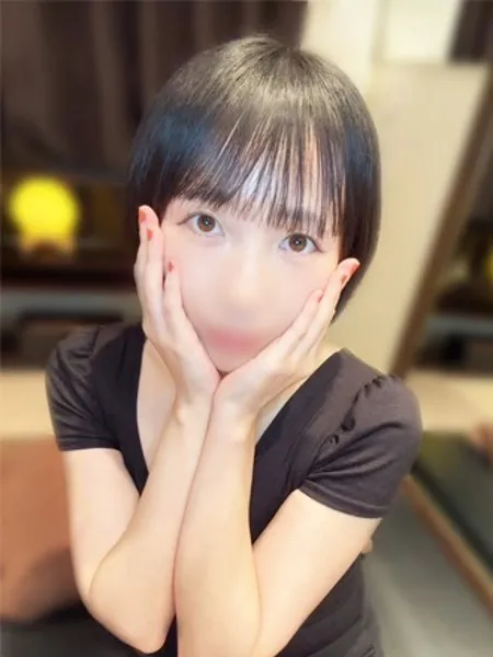 夏木みどり｜ACRO（アクロ）【神奈川】溝の口・二子玉川メンズエステ