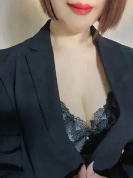 成澤みか｜むちむちお姉さん【東京】赤羽・王子・板橋メンズエステ